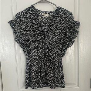 Max Studio Black and White Floral Blouse